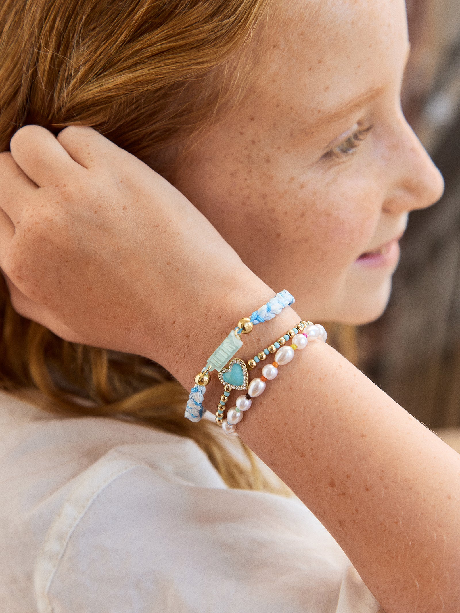 Acrylic Kids' Custom Nameplate Bracelet - Translucent Aqua
