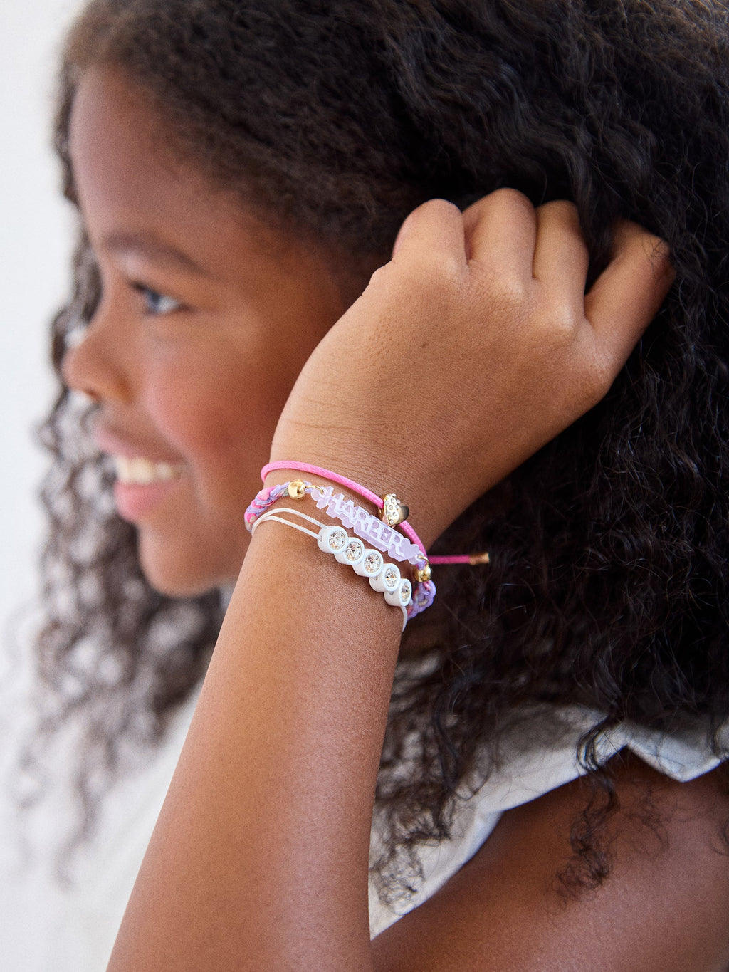 Acrylic Kids' Custom Nameplate Bracelet - Translucent Pink