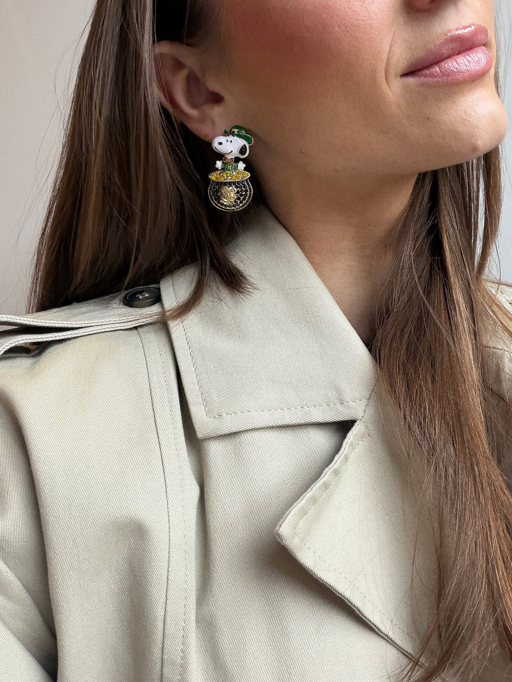Peanuts Snoopy St. Patrick’s Day Earrings - Gold/Black