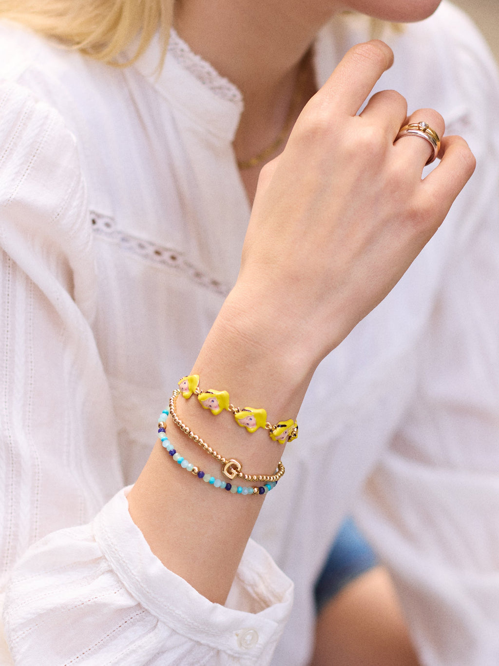Disney Alice in Wonderland Repeating Bracelet - Alice in Wonderland