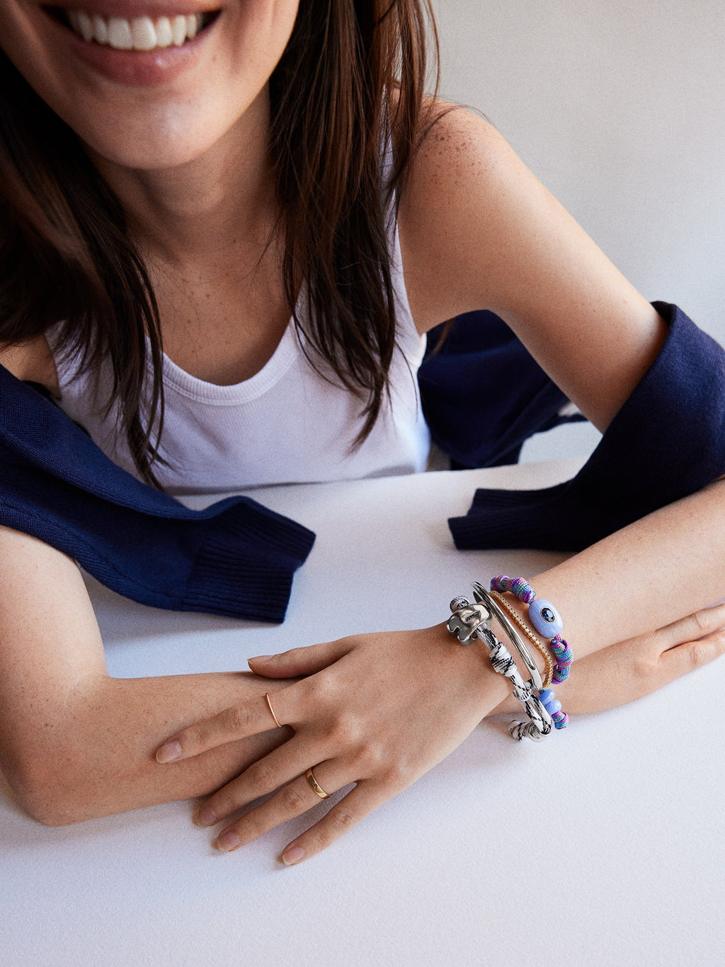 True Aura Semi-Precious Paracord Bracelet - Blue Lace Agate