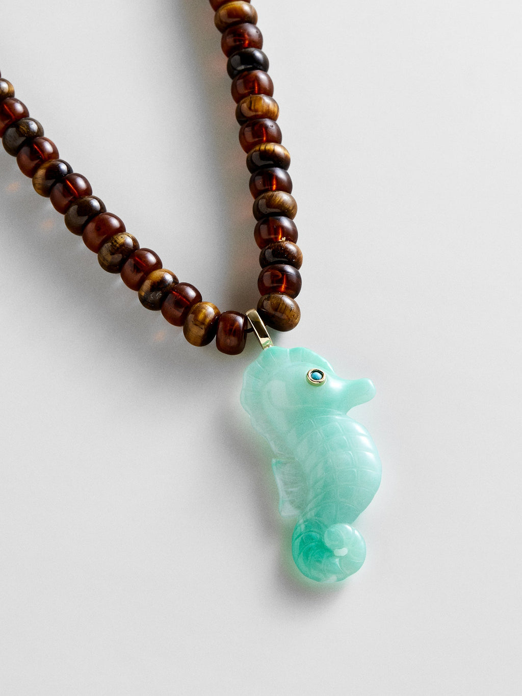 Sun Drift Semi-Precious Pendant Necklace - Seahorse