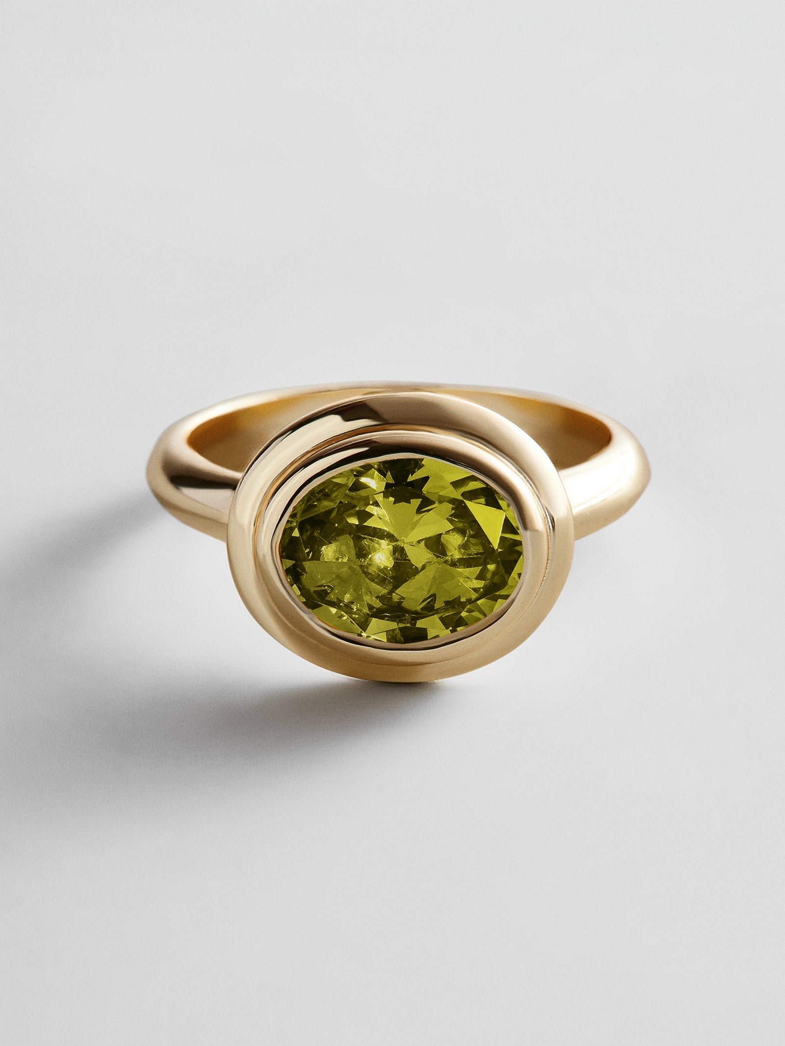 Gold Etched Bezel Custom Birthstone Ring - Peridot