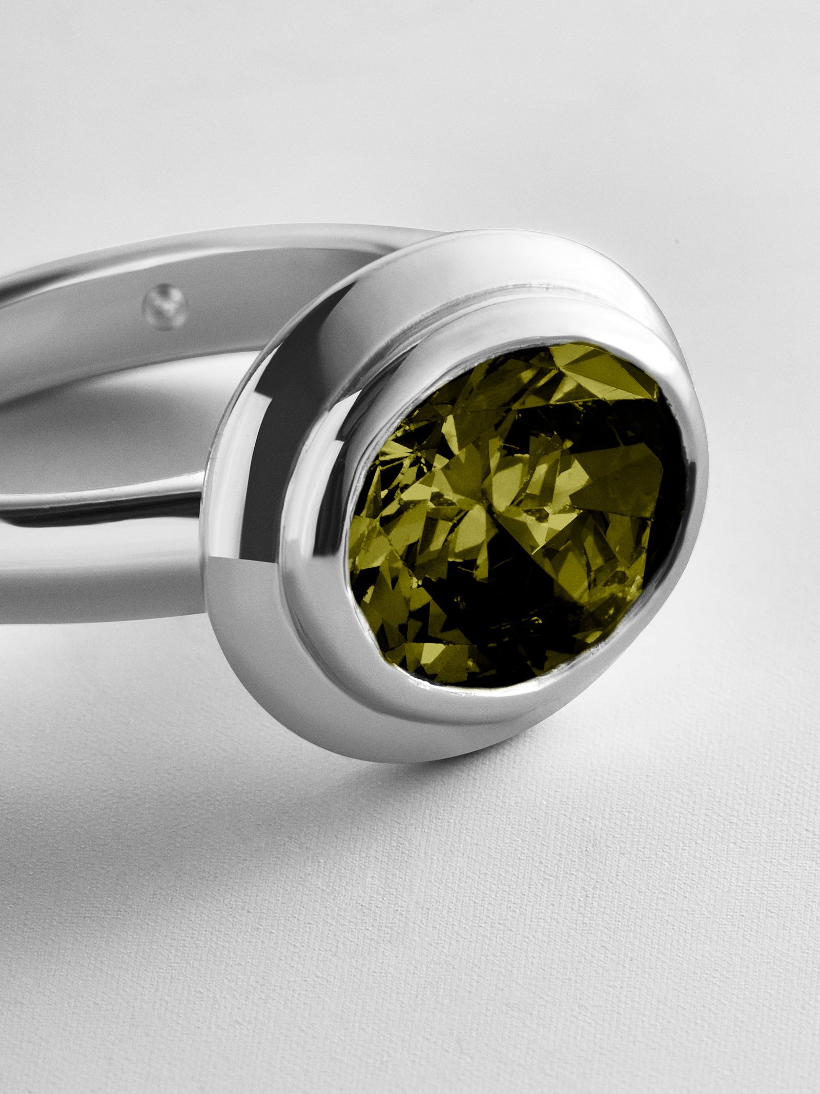 Silver Etched Bezel Custom Birthstone Ring - Peridot
