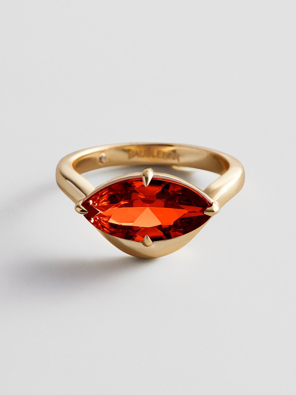 Wavy Custom Birthstone Ring - Gold