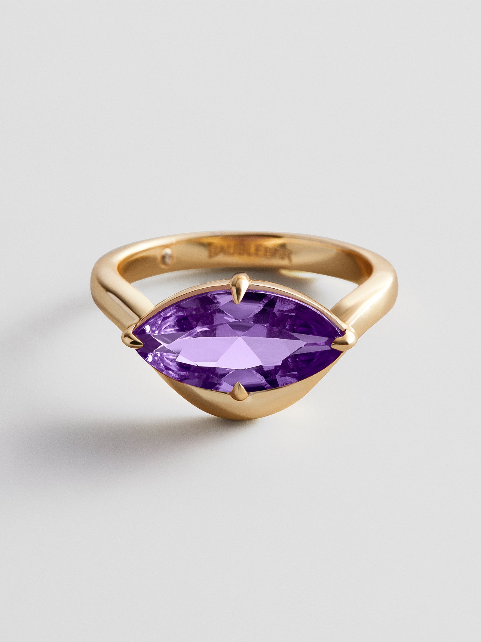 Wavy Custom Birthstone Ring - Gold