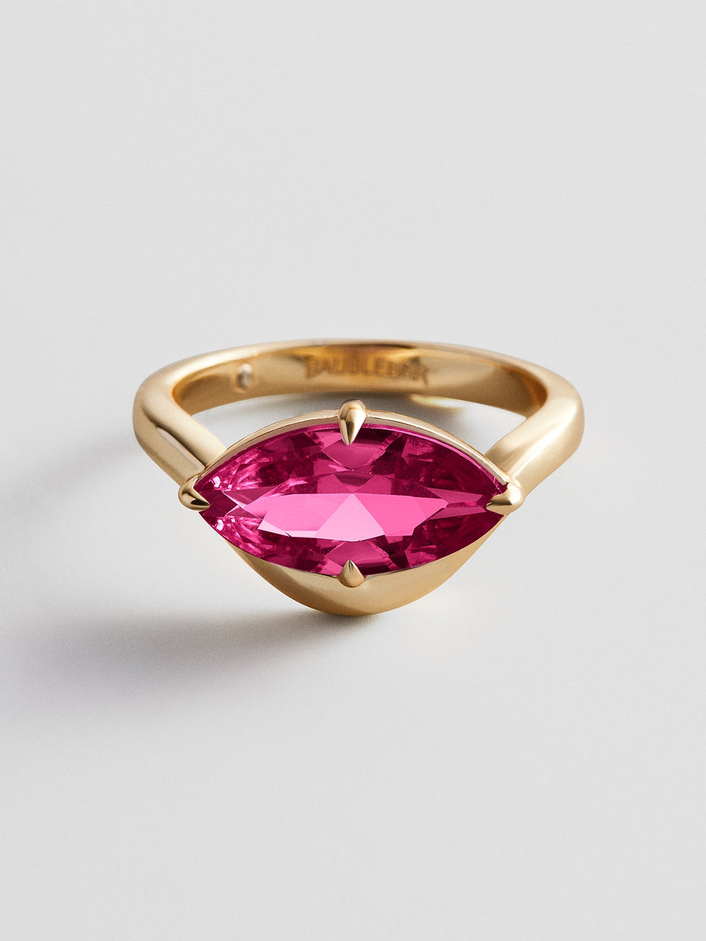Wavy Custom Birthstone Ring - Gold