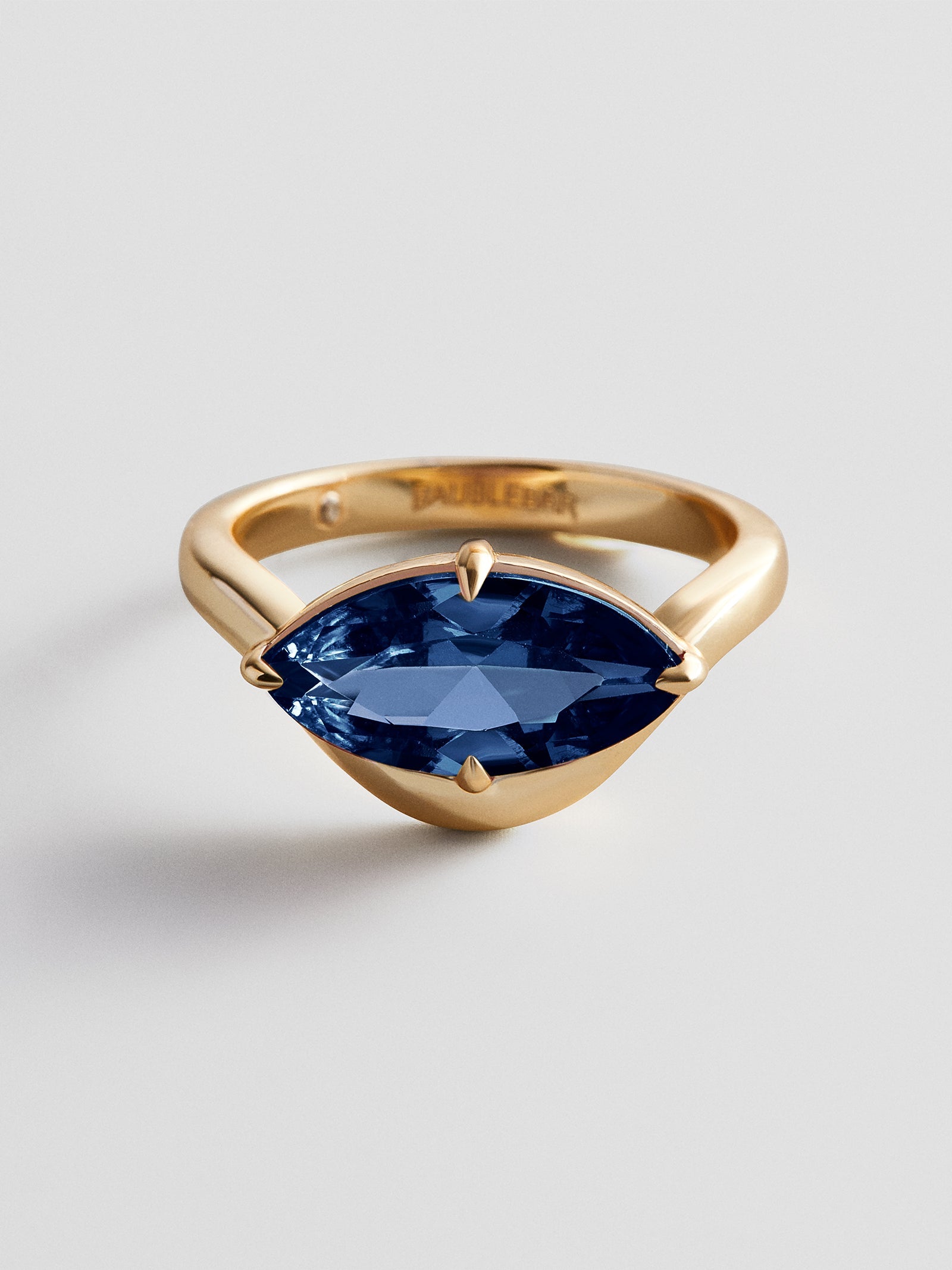 Wavy Custom Birthstone Ring - Gold