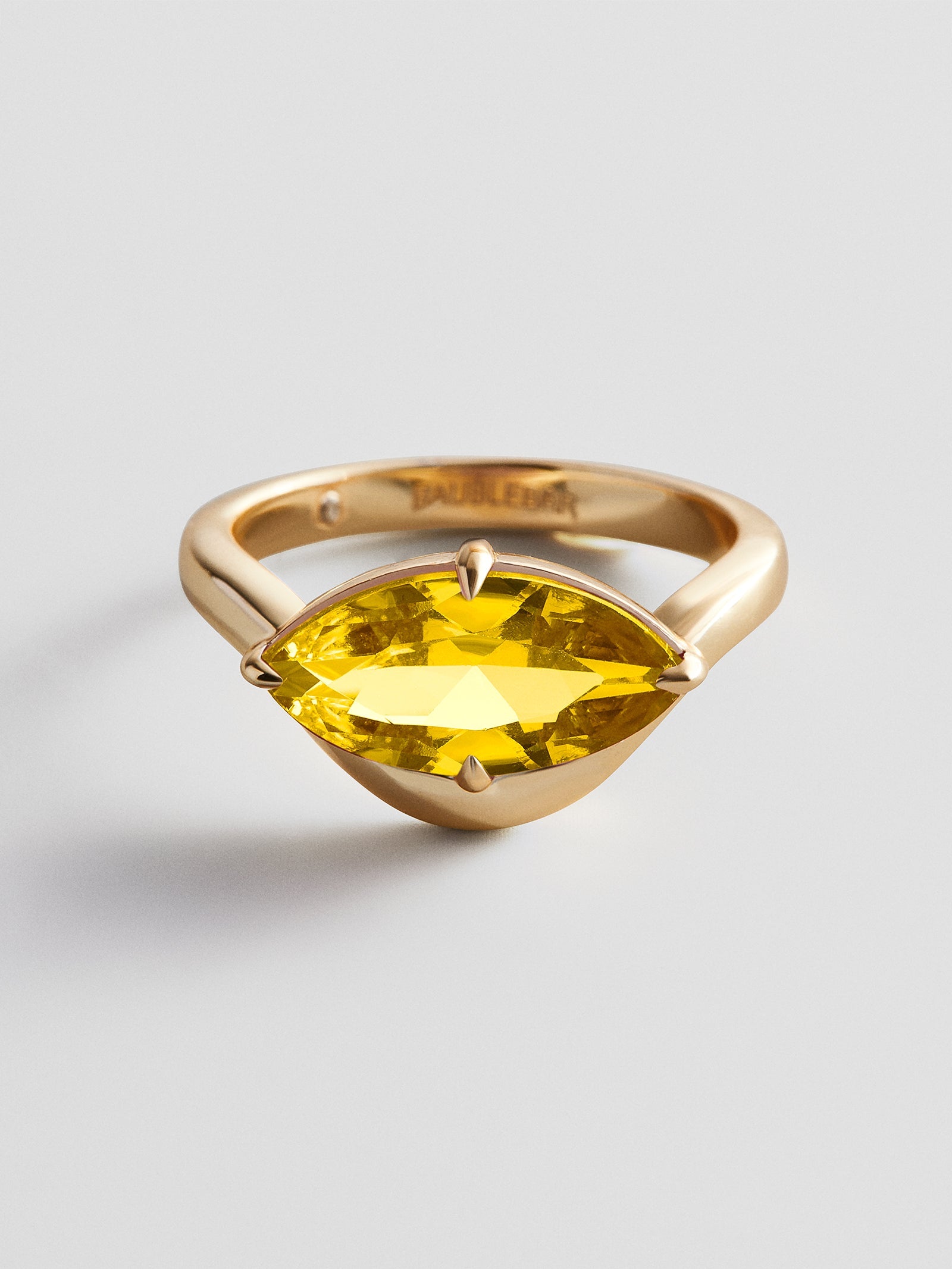 Wavy Custom Birthstone Ring - Gold