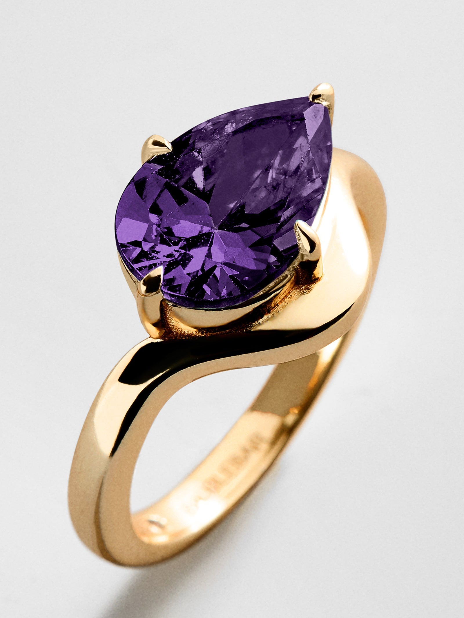 Wavy Custom Birthstone Ring - Gold