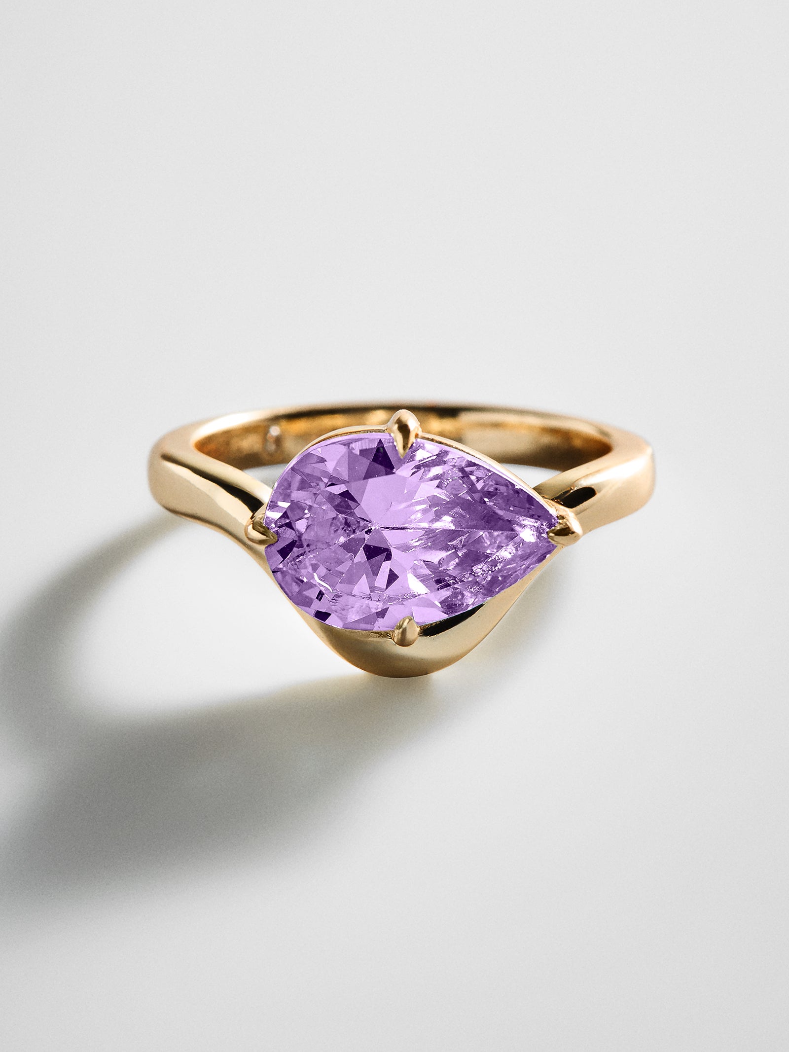 Wavy Custom Birthstone Ring - Gold