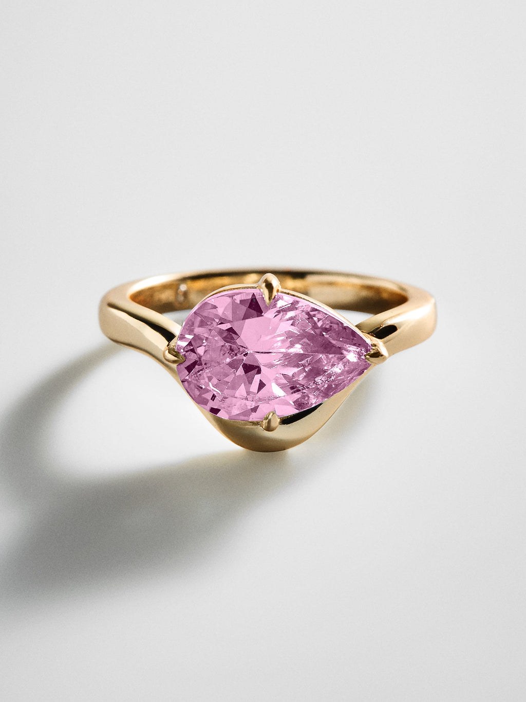 Wavy Custom Birthstone Ring - Gold