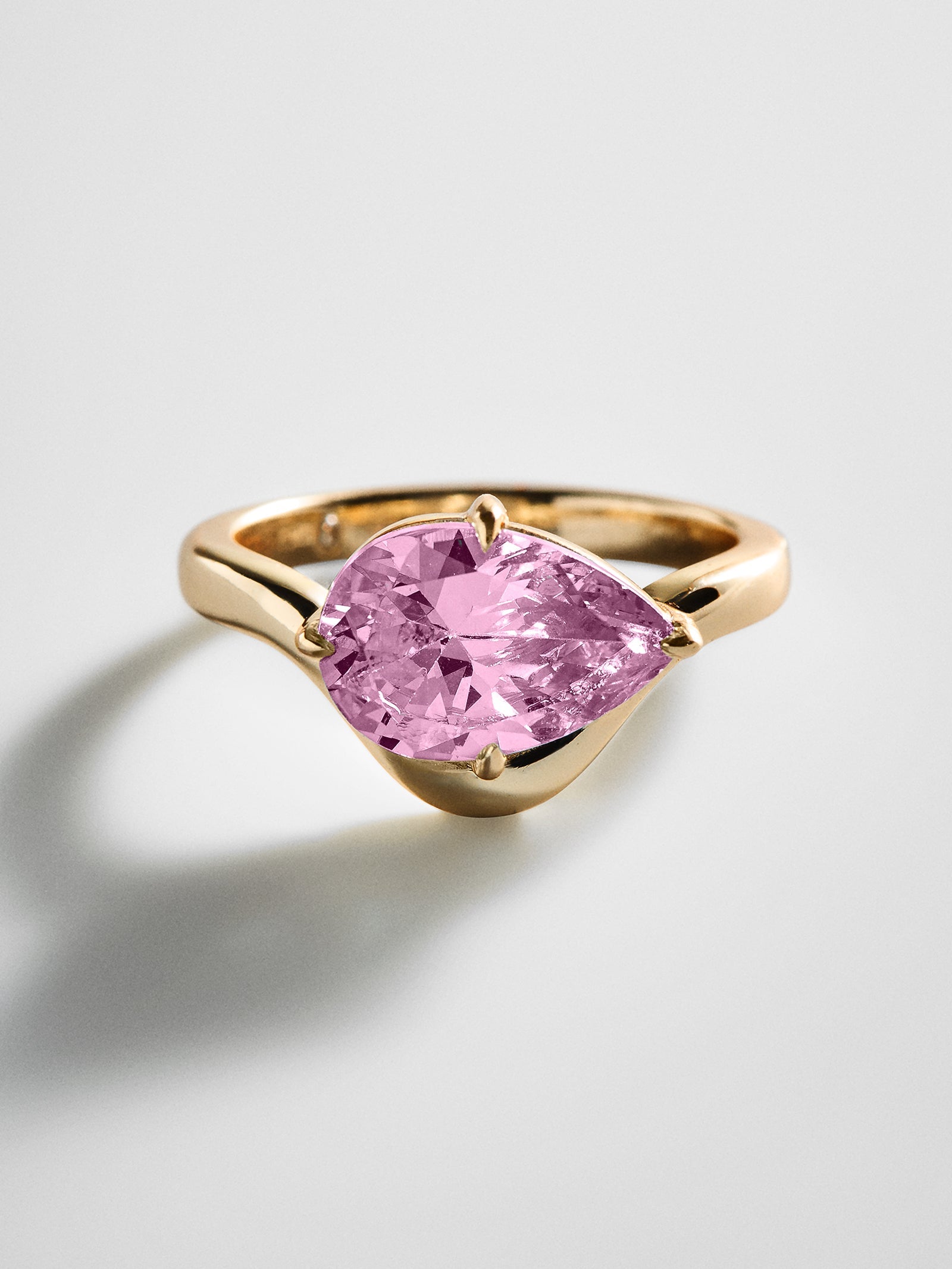 Wavy Custom Birthstone Ring - Gold